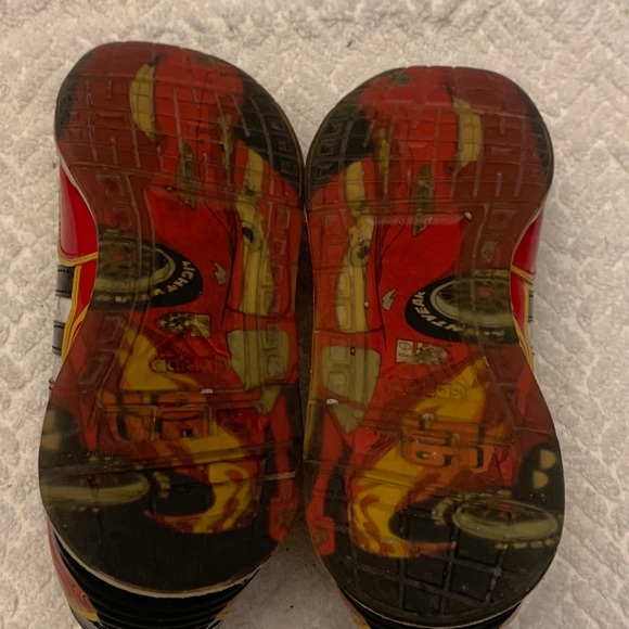 Adidas Sneakers Lightening McQueen ( Kids size 1) - Picture 4 of 4